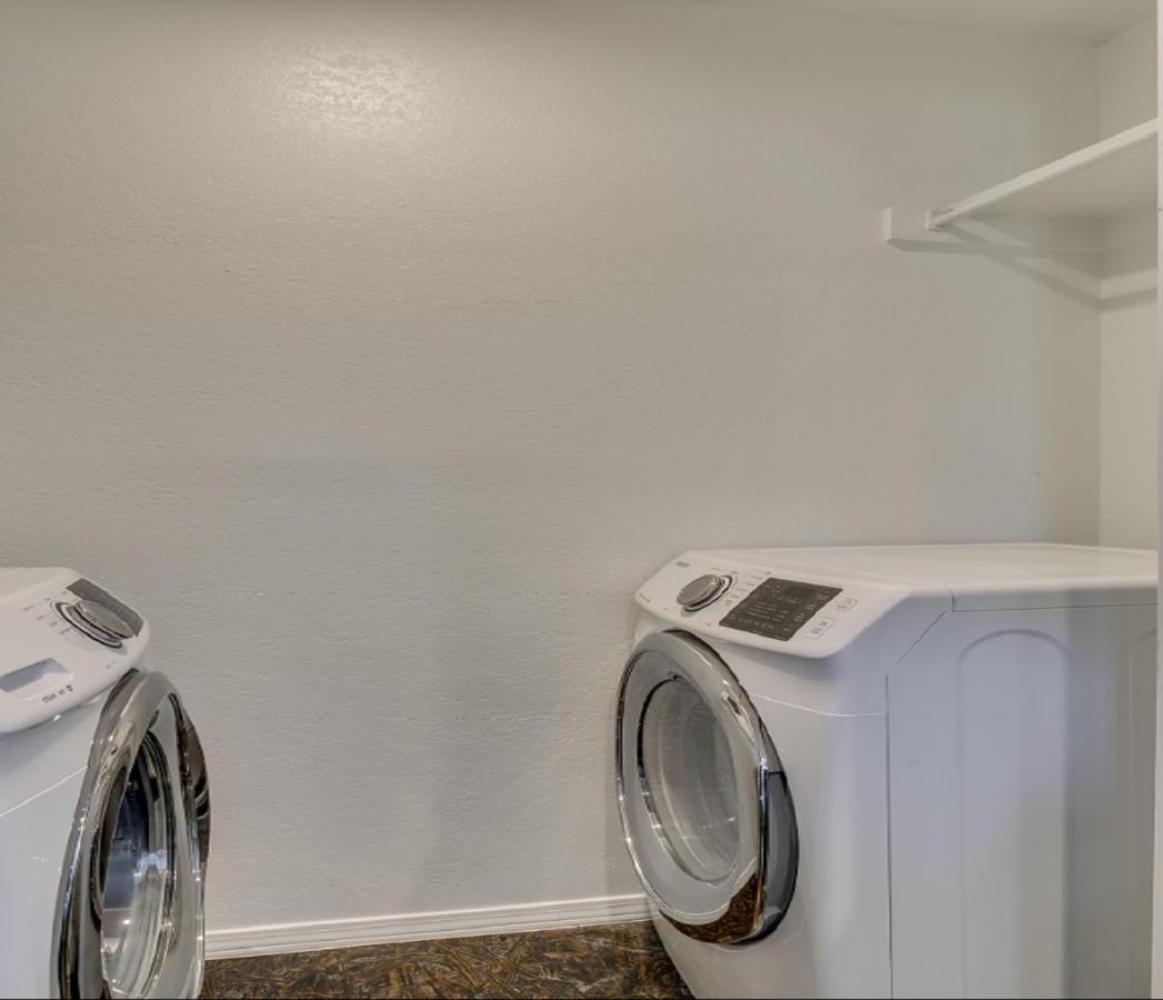 Evie'S Campus-Close 2 Bedroom Luxury Oklahoma City Esterno foto