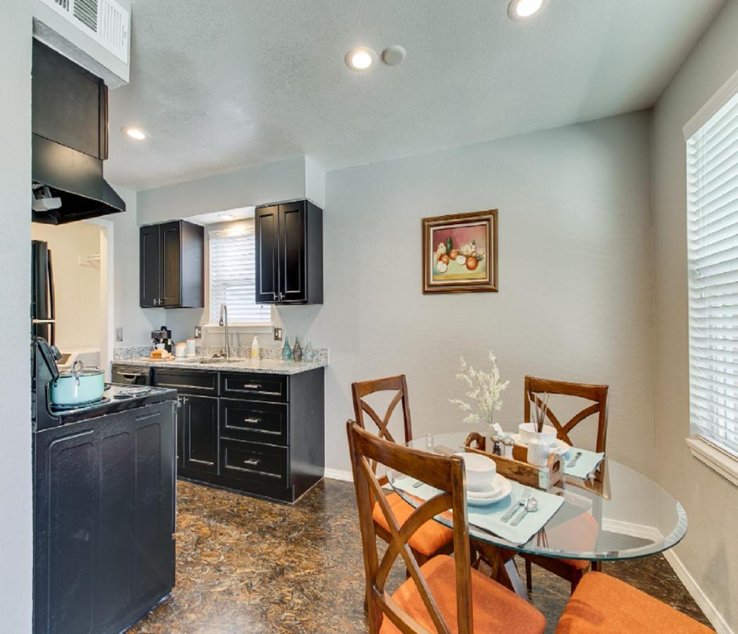 Evie'S Campus-Close 2 Bedroom Luxury Oklahoma City Esterno foto
