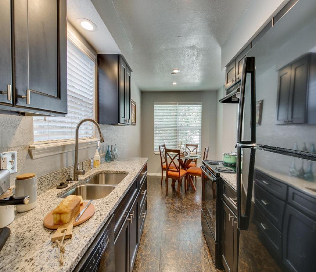 Evie'S Campus-Close 2 Bedroom Luxury Oklahoma City Esterno foto