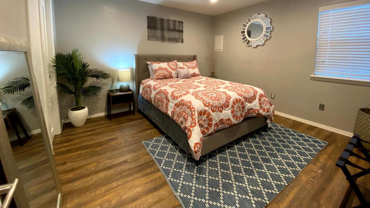 Evie'S Campus-Close 2 Bedroom Luxury Oklahoma City Esterno foto