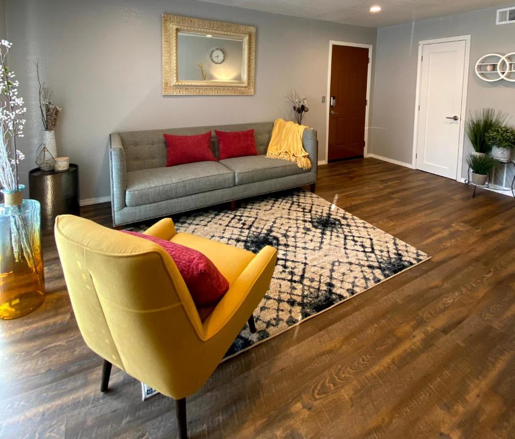 Evie'S Campus-Close 2 Bedroom Luxury Oklahoma City Esterno foto