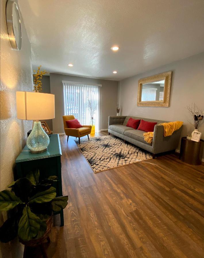 Evie'S Campus-Close 2 Bedroom Luxury Oklahoma City Esterno foto