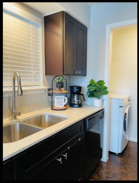 Evie'S Campus-Close 2 Bedroom Luxury Oklahoma City Esterno foto
