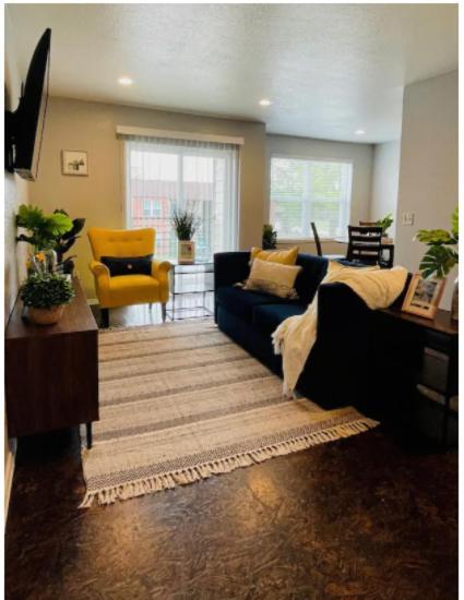Evie'S Campus-Close 2 Bedroom Luxury Oklahoma City Esterno foto