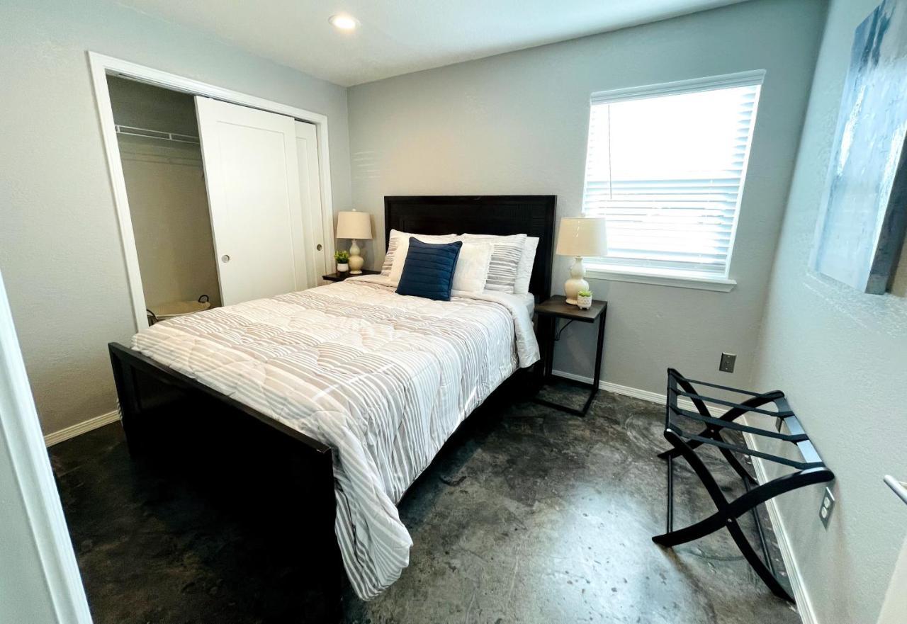 Evie'S Campus-Close 2 Bedroom Luxury Oklahoma City Esterno foto