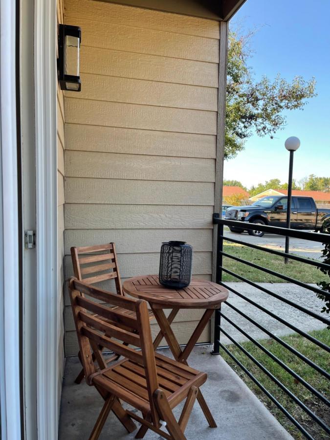 Evie'S Campus-Close 2 Bedroom Luxury Oklahoma City Esterno foto